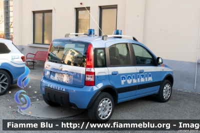Fiat Nuova Panda 4x4 Climbing
Polizia di Stato
Polizia Ferroviaria
POLIZIA H2986
Parole chiave: Fiat Nuova_Panda_4x4_Climbing POLIZIAH2986