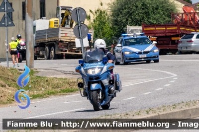 Bmw R850RT II serie
Polizia di Stato
Polizia Stradale
in scorta al Giro d'Italia 2019
Parole chiave: Bmw R850RT_IIserie Giro_D_Italia_2019