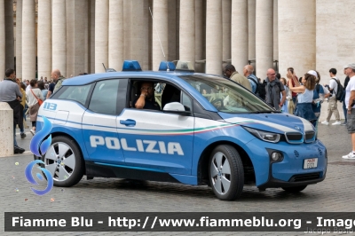 Bmw i3
Polizia di Stato
Ispettorato di Pubblica Sicurezza presso il Vaticano
Allestimento Focaccia
Decorazione Grafica Artlantis
POLIZIA F3721
Parole chiave: Bmw i3 POLIZIAF3721