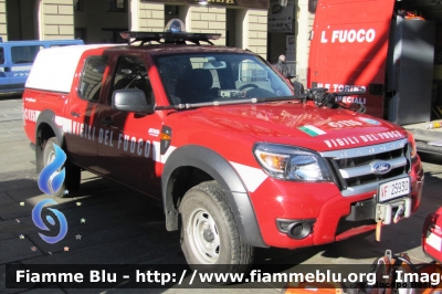 Ford Ranger VII serie
Vigili del Fuoco
Comando Provinciale di Torino
VF 25930
Parole chiave: Ford Ranger_VIIserie VF25930 Santa_Barbara_VVF_2012