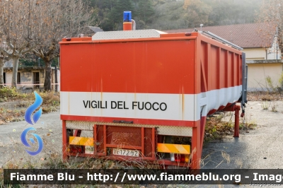 Scarrabile Cisterna
Vigili del Fuoco
Comando Provinciale di Torino
Parole chiave: santa_barbara_2019 scarrabile VF17292