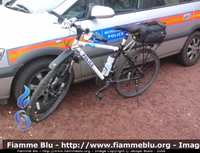 Bicicletta
Great Britain - Gran Bretagna
London Metropolitan Police

Parole chiave: Bicicletta london police