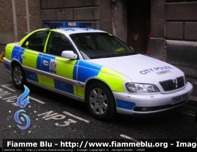 Vauxhall Omega
Great Britain - Gran Bretagna
 City of London Police
Parole chiave: Vauxhall Omega london police