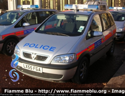 Vauxhall Zafira
Great Britain - Gran Bretagna
London Metropolitan Police

Parole chiave: Vauxhall Zafira london police