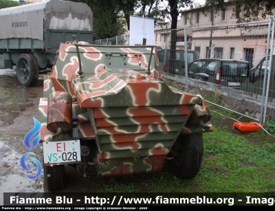 Lancia "Lince"
Esercito Italiano
Mezzo Storico Anno 1943
EI VS 028
Parole chiave: Lancia Lince EIVS028 Festa_delle_Forze_Armate_2009