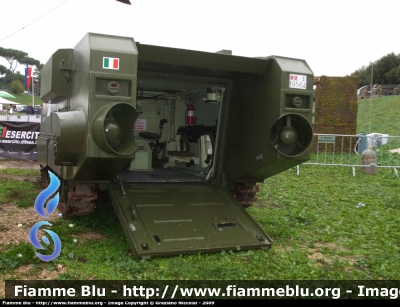 VAL M113 Arisgator
Marina Militare Italiana
Reggimento "San Marco"
M.M. 119564
Parole chiave: VAL_M113_Arisgator MM119564_Festa_delle_Forze_Armate_2009