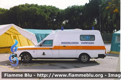 Volvo 245
Misericordia Viareggio
allestita MAF anno 1980 
LU 301900
numero 15 (inizialmente 8) 

attualmente dismessa
Parole chiave: Volvo 245 Maf Ambulanza