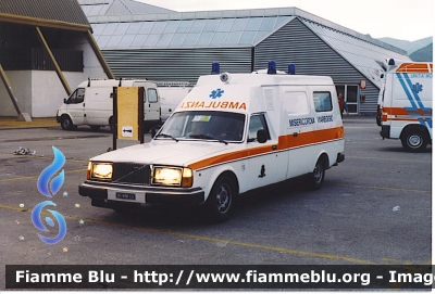 Volvo 245
Misericordia Viareggio
allestita MAF anno 1980 
LU 301900
numero 15 (inizialmente 8) 

attualmente dismessa
Parole chiave: Volvo 245 Maf Ambulanza