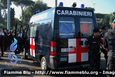 Fiat Ducato II serie
Carabinieri
Servizio Sanitario
Allestita GGG Elettromeccanica
CC BD 439
Parole chiave: Fiat Ducato_IIserie Ambulanza CCBD439 Festa_della_Republica_2012
