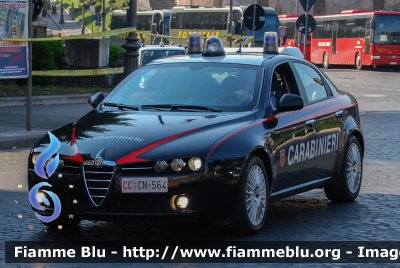 Alfa-Romeo 159
Carabinieri
Nucleo Operativo RadioMobile
CC CN 564
Parole chiave: Alfa-Romeo 159 CCCN564 Festa_della_Republica_2012