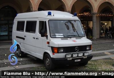 Mercedes-Benz 307D
Croce Rossa Italiana
Comitato Locale di Vigevano
CRI 13898
Parole chiave: Mercedes-Benz 307D CRI13898