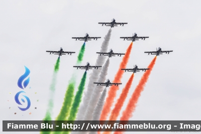 Aermacchi MB339PAN
Aeronautica Militare Italiana
313° Gruppo Addestramento Acrobatico
Stagione esibizioni 2018
95° Anniversario Aeronautica Militare Italiana
Parole chiave: Aermacchi MB339PAN