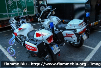 Moto-Guzzi Norge
Polizia Municipale Siena
Parole chiave: Moto-Guzzi Norge