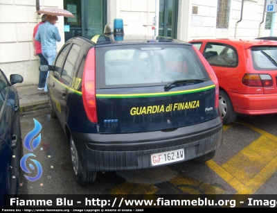 Fiat Punto II serie
Guardia di Finanza
GdiF 162 AW
Parole chiave: Fiat Punto_IIserie GdiF162AW