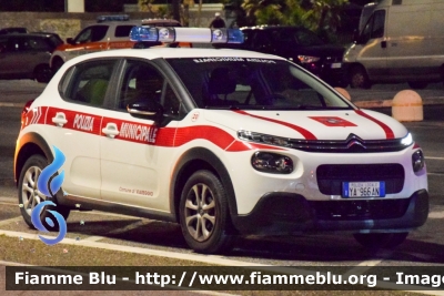 Citroen C3 III serie
Polizia Municipale Viareggio (LU)
Codice Automezzo: 20
POLIZIA LOCALE YA 966 AN
Parole chiave: Citroen C3_IIIserie POLIZIALOCALEYA966AN