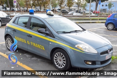 Fiat Nuova Bravo
Guardia di Finanza
GdiF 733 BC
Parole chiave: Fiat / Nuova_Bravo / GdiF733BC