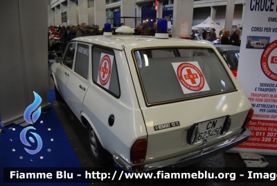 Renault 12
Croce Reale Venaria (TO)
ambulanza storica
già ambulanza aziendale c/o Acciaierie Ferriere del Tanaro
targa originale MI Z98677 reimmatricolata nel 1986 CN 623450
Parole chiave: Renault 12