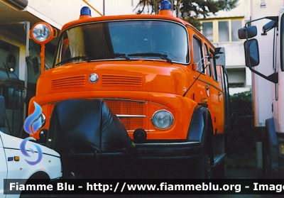 Mercedes-Benz MB 1113
Misericordia di Lido di Camaiore (LU)
Servizio Antincendio
Parole chiave: Mercedes-Benz MB_1113