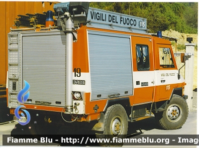 Iveco VM90
Vigili del Fuoco
Comando Provinciale di La Spezia
Polisoccorso allestimento Baribbi
VF 15959
Parole chiave: Iveco VM90 VF15959