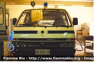 Nissan Vanette II serie
Polizia Municipale Viareggio
n. 03
Allestita Saves
targa AB 639 CR
Dismesso
Parole chiave: Nissan Vanette IIserie