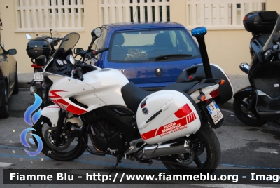 Yamaha TDM 900
Polizia Municipale Viareggio
Sez. Motociclisti
M03 
POLIZIA LOCALE YA 00821
Parole chiave: Yamaha TDM 900 PM Viareggio POLIZIA LOCALE00822