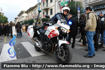 Yamaha TDM 900
Polizia Municipale Viareggio
Sez. Motociclisti
M06
POLIZIA LOCALE YA 00824
Parole chiave: Yamaha TDM 900 PM Viareggio POLIZIA LOCALE 00824