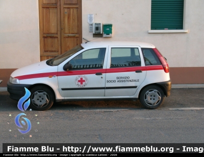Fiat Punto I serie
Croce Rossa Italiana, servizi socio assistenziali
