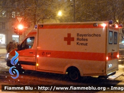 Mercedes-Benz Sprinter III serie
Bundesrepublik Deutschland - Germania
 Bayerisches Rotes Kreuz
 Croce Rossa della Baviera
Parole chiave: Mercedes-Benz Sprinter_IIIserie Ambulanza