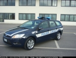 Nuova_Ford_Focus_Style_Wagon_Polizia_Locale_di_Riese_Pio_X_(Tv)_Barra_Federal_Signal_Vama_Phoenix_Led_con_Luci_Crociera_Accese.JPG