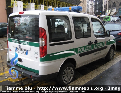 Fiat Doblò II serie
Polizia Locale Milano
3801- DK 770 CS

Parole chiave: Fiat_Doblò_II_serie 3801DK770CS Polizia_Locale Milano