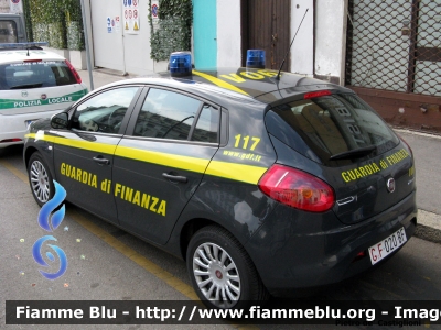 Fiat Nuova Bravo
Guardia di Finanza
GdiF 020 BF 
Parole chiave: Fiat Nuova_Bravo GdiF020BF Visita_Papa_Milano_2012