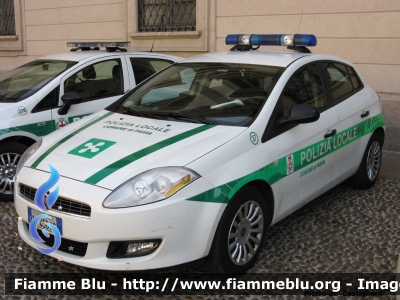 Fiat Nuova Bravo
Polizia Locale
Comune di Pavia
POLIZIA LOCALE YA 456 AC
Parole chiave: Fiat Nuova_Bravo POLIZIALOCALEYA456AC