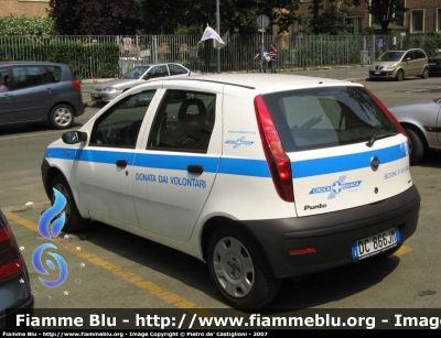 Fiat Punto III serie
Croce Bianca Milano
Sezione di Giussano (MB)
M300

Parole chiave: Croce_Bianca_Milano Festa_100_anni Fiat Punto_IIIserie Giussano
