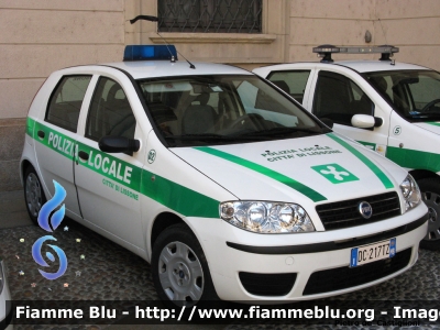 Fiat Punto III serie
Polizia Locale
Comune di Lissone (MB)
DC 217 TZ
Parole chiave: Fiat Punto_IIIserie