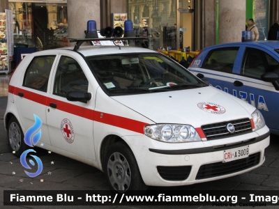 Fiat Punto II serie
Croce Rossa Italiana
Comitato Regionale Lombardia
CRI A 300 B
nuovo allestimento con barra porta lampeggianti
Parole chiave: Fiat Punto_IIserie CRIA300B