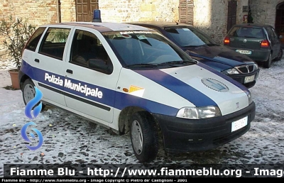 Fiat Punto I serie
Polizia Municipale
Castell’Arquato
BB 675 NT

Parole chiave: Fiat_Punto_Iserie PM Castell_Arquato BB675NT