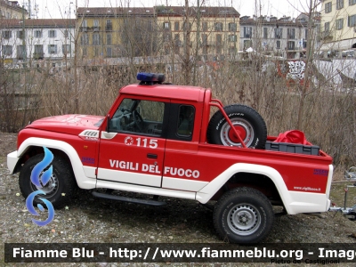 Iveco Massif pick up
Vigili del Fuoco
Comando Provinciale di Milano
Nucleo Speleo Alpino Fluviale
VF 26063

Parole chiave: Iveco Massif VF26063