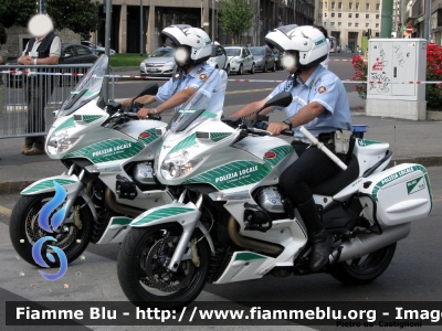 Moto Guzzi Norge
Polizia Locale
Comune di Milano
Parole chiave: Moto-Guzzi Norge Visita_Papa_Milano_2012