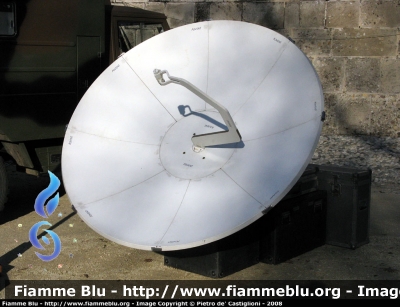 Advent
Esercito Italiano
1° Reggimento Trasmissioni
antenna satellitare
Parole chiave: Advent Festa_Forze_Armate_2008