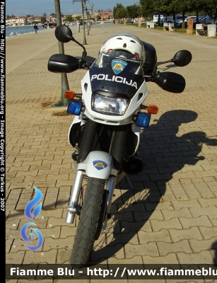 Kawasaki KLR 650
Republika Hrvatska - Croazia
 Policija - Polizia
 Umago
Parole chiave: Kawasaki KLR650