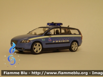 Volvo V50 I serie
Polizia di Stato
Polizia Stradale
Modello in scala 1/43
Parole chiave: Volvo V50_Iserie