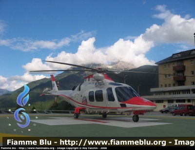 Agusta A109 Grand
Regione del Veneto
Servizio elisoccorso
Base di Pieve di Cadore
I-REMS
Falco
Parole chiave: Agusta A109_Grand I-REMS Elicottero