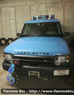 Land Rover Discovery II serie restyle
Polizia di Stato
Polizia Stradale
POLIZIA F1044
