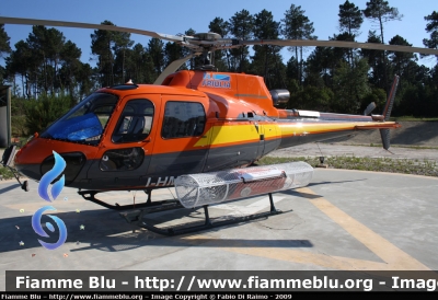 Eurocopter AS350B3 Ecureuil
Regione Toscana
Direzione Generale Protezione Civile 
Servizio antincendio boschivo
In servizio presso l'elisuperficie del Centro regionale di addestramento “La Pineta di Tocchi” Monticiano (SI)
Parole chiave: Eurocopter AS_350_B3_Ecureuil I-HMRC Elicottero