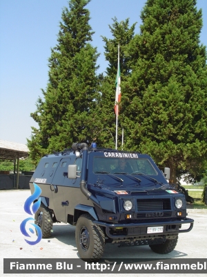 Iveco VM90P
Carabinieri
XIII Reggimento Carabinieri "Friuli Venezia Giulia"
CC BX 230
Per gentile concessione dell'Ufficio Stampa del Comando Generale dell'Arma dei Carabinieri
