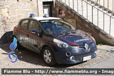 Renault Clio IV serie
Carabinieri
Allestimento Focaccia
Decorazione Grafica Artlantis
CC DJ 856

