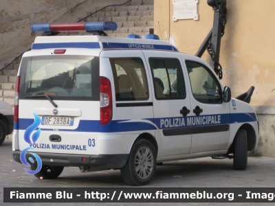 Fiat Doblò II serie
Polizia Municipale Castellammare del Golfo (TP)
Parole chiave: Fiat Doblò_IIserie