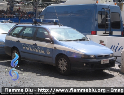 Fiat Marea Weekend I Serie
Polizia di Stato
POLIZIA E1277
Parole chiave: Fiat Marea_Weekend_ISerie PoliziaE1277 Festa_della_Polizia_2007