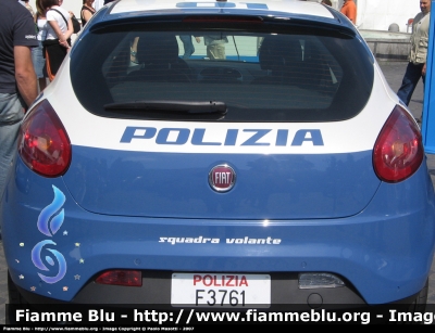 Fiat Nuova Bravo
Polizia di Stato
Squadra Volante
POLIZIA F3761
Parole chiave: Fiat Nuova_Bravo PoliziaF3761 Festa_della_Polizia_2007