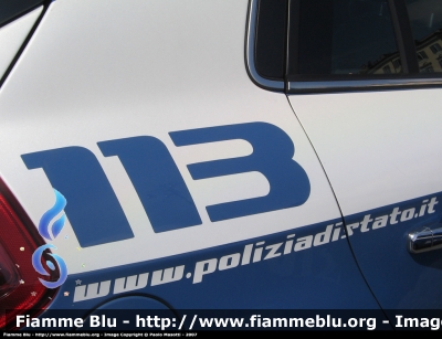 Fiat Nuova Bravo
Polizia di Stato
Squadra Volante
Particolare del "Disco 113"
POLIZIA F3761
Parole chiave: Fiat Nuova_Bravo PoliziaF3761 Festa_della_Polizia_2007